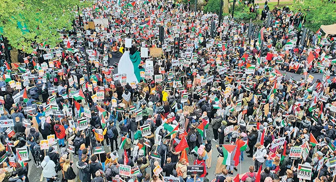 Solidarność z Palestyną na ulicach brytyjskich miast
