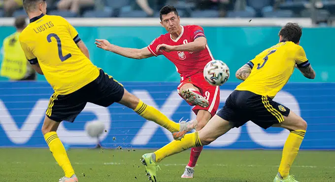 Euro 2020/21: Polacy grali jak nigdy, odpadli jak zwykle