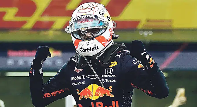 Pierwszy laur Verstappena