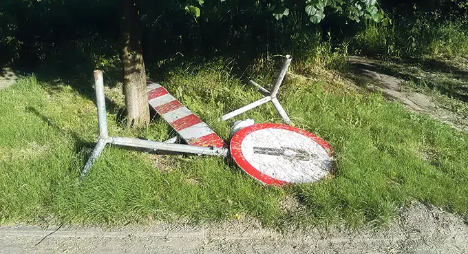 Niszczejące polskie drogi