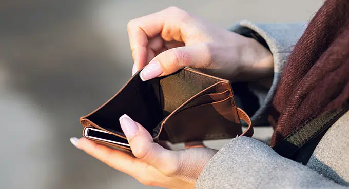 Czy naprawdę jest coraz taniej?