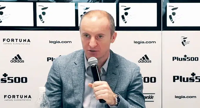 Legia nadal niepokonana