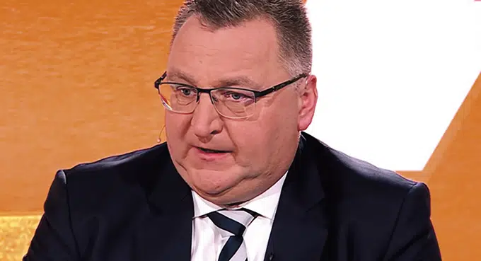 Michniewicz kolęduje po Europie