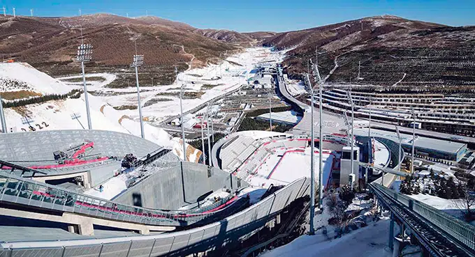 Dwukrotne miasto olimpijskie Pekin realizuje zimowe marzenie