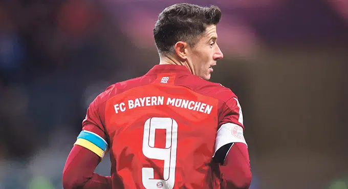 Liga Mistrzów UEFA: Lewandowski obalił Red Bulla hat-trickiem