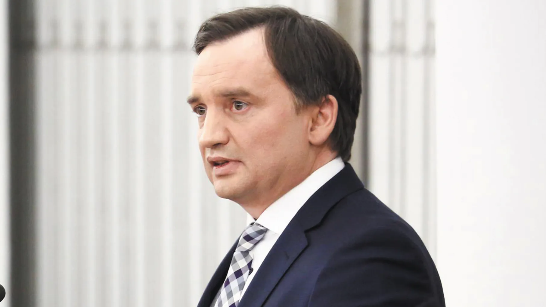 Zastrzeżenia KE wobec Polski