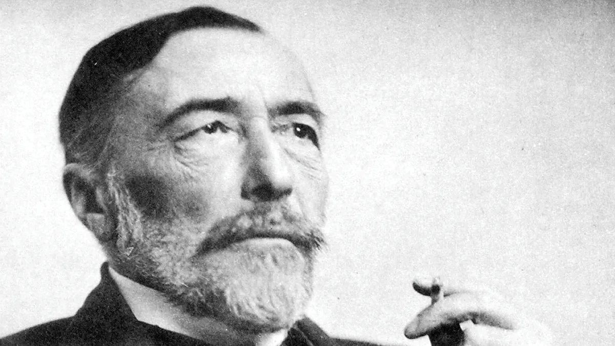 Pisarz wielkiej powagi i bohater komiksów