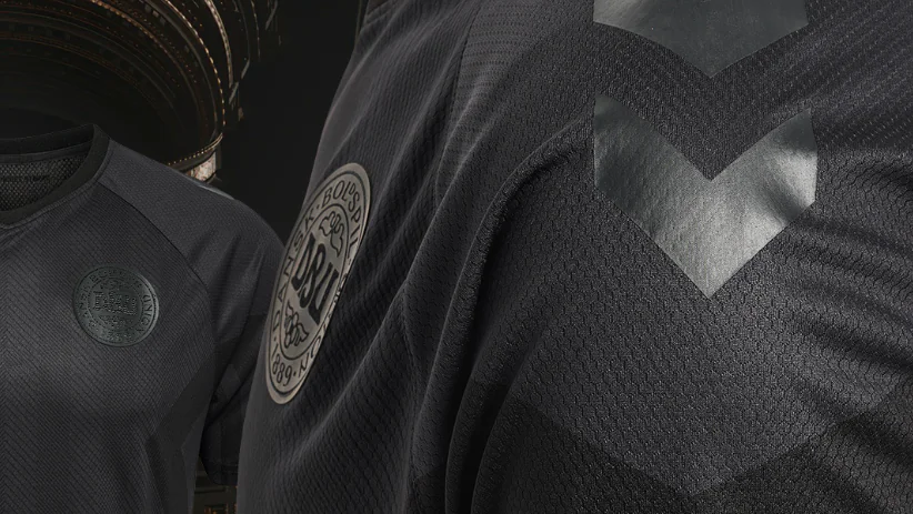 Duńczycy protestują… koszulkami