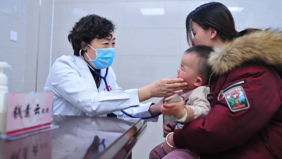 ICU doctor’s dedication to saving children’s life