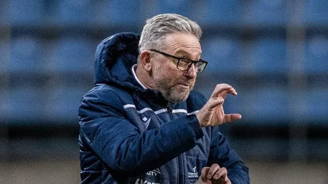 Brzęczek zwolniony z Wisły Kraków