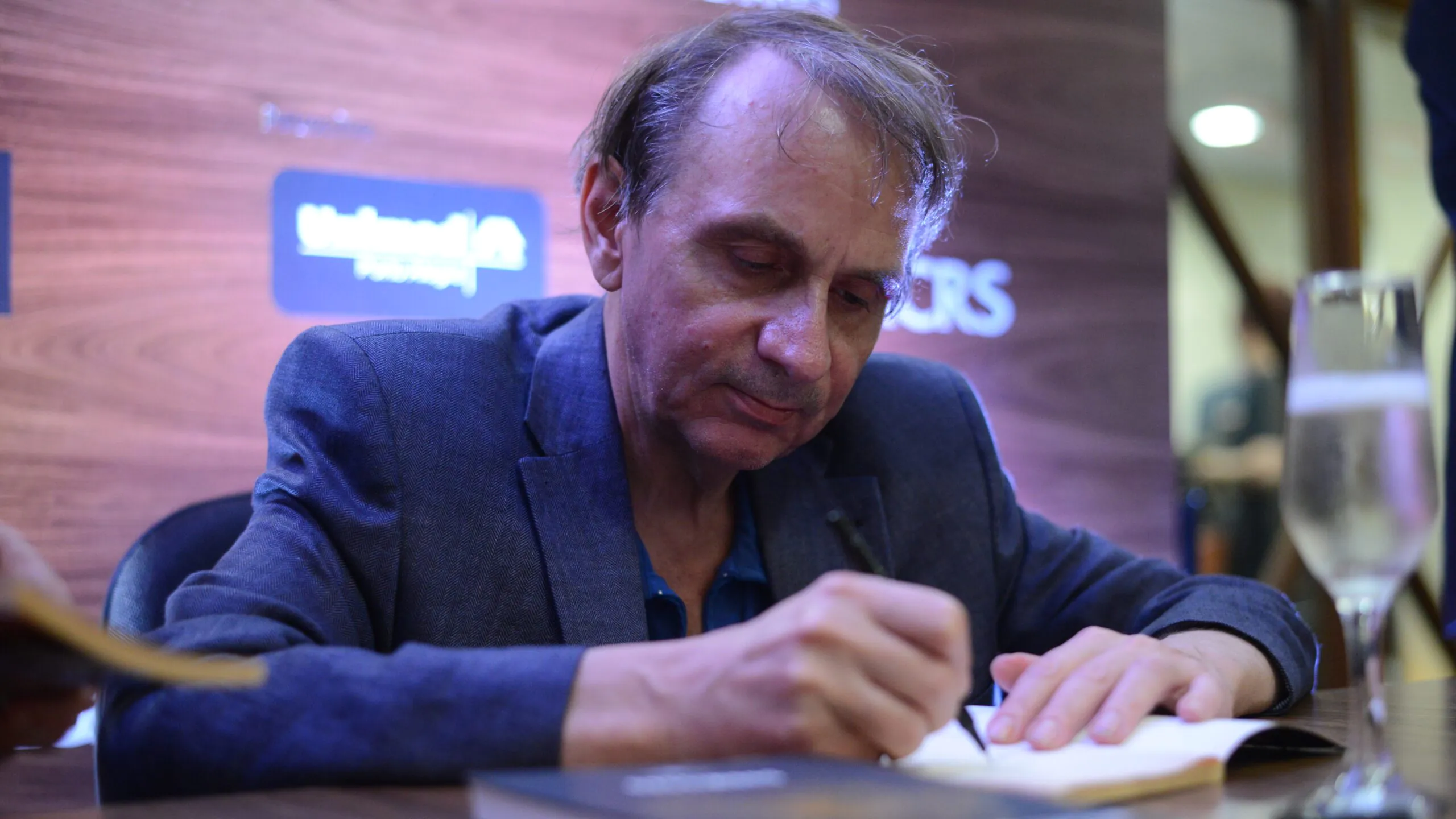 Biografia Houellebecqa, czyli jak uniknąć Nobla