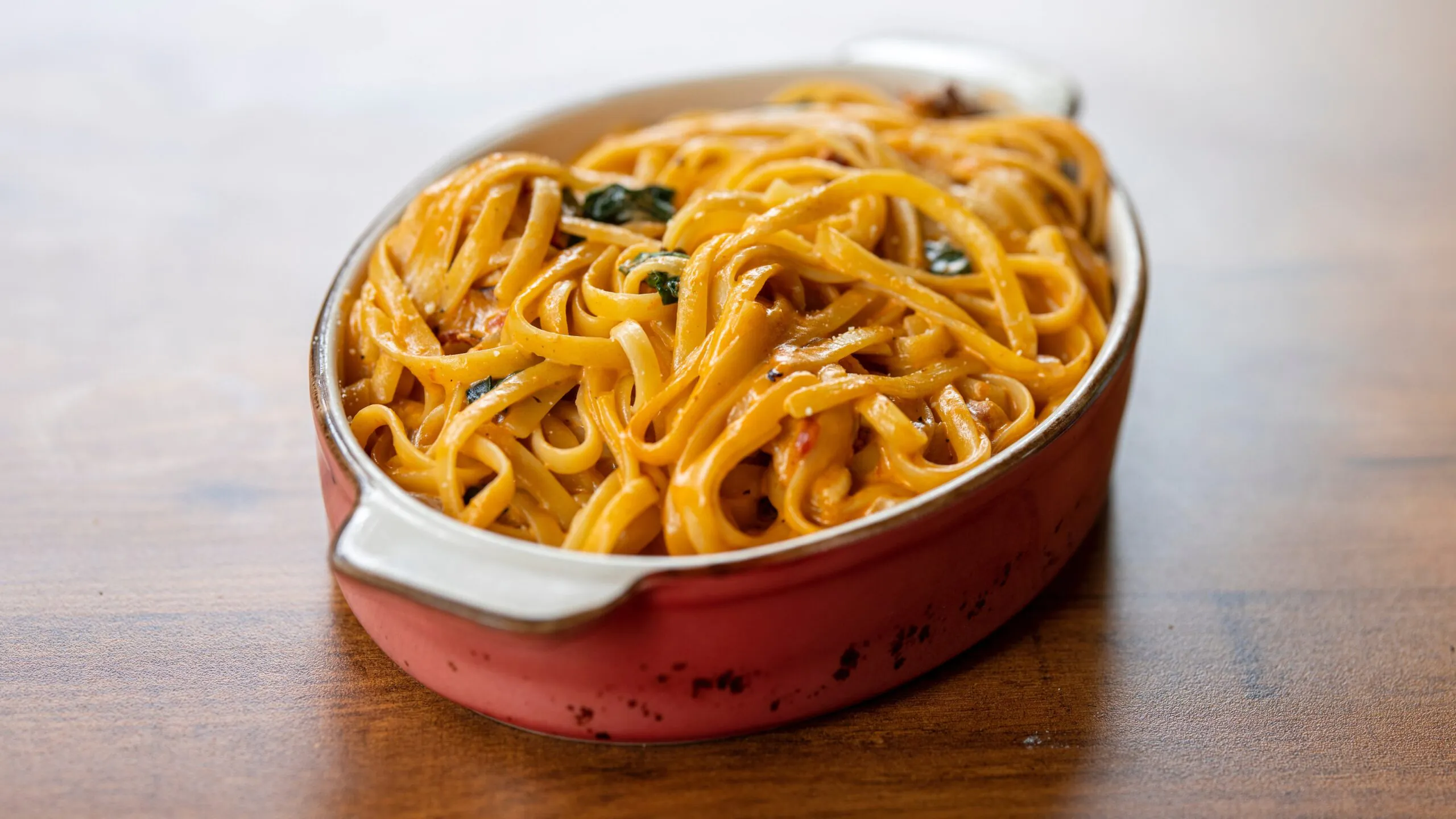 Nadmiar makaronu szkodzi zębom