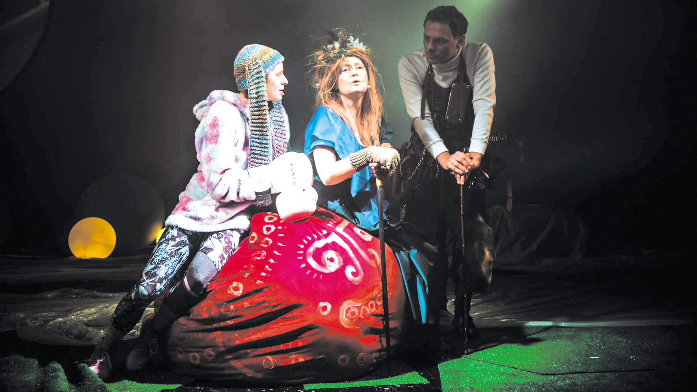 Śladami Alicji do teatru