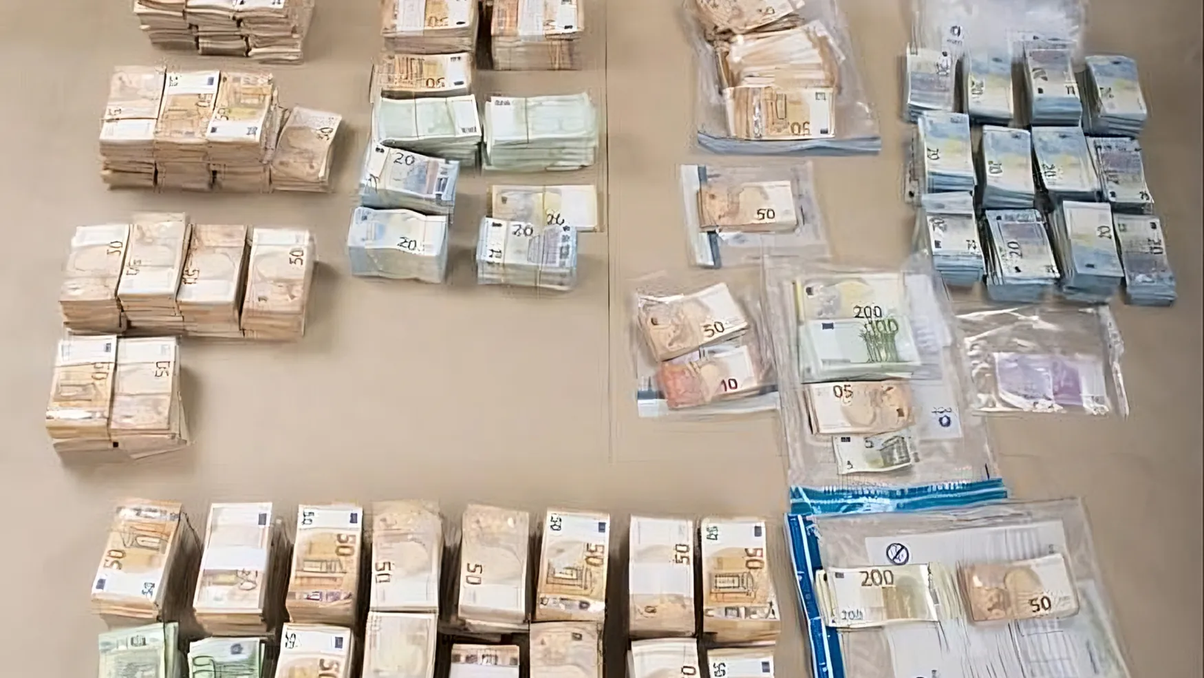 Kolejni zamieszani w unijną aferę