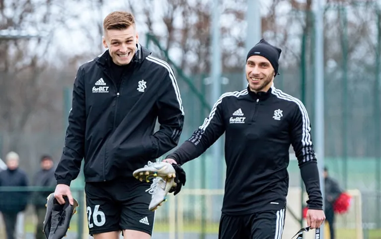 Połowa ligi z szansą na awans