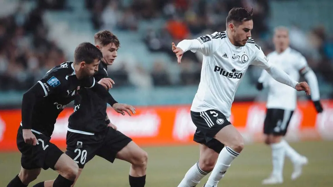 Legia traci punkty