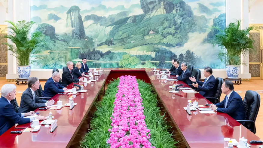Xi Jinping spotkał się z liderem większości w amerykańskim Senacie i jego delegacją