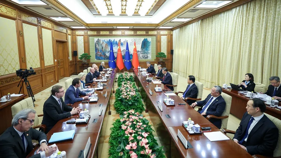 Szczyt UE-Chiny – Po pierwsze gospodarka