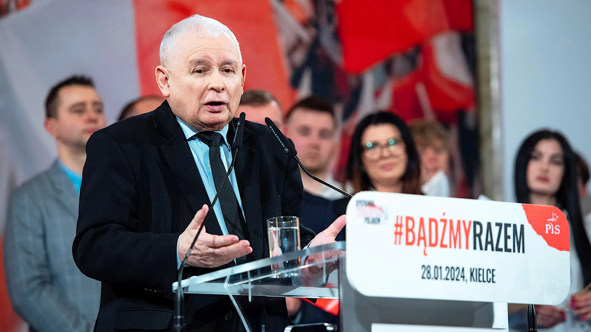 Kaczyński przeprasza
