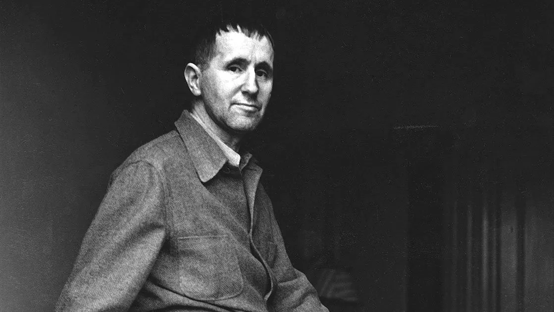 Skąd znowu ten Brecht. Amen