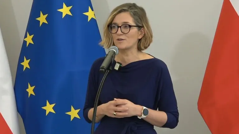 Biejat: Silna armia to silny krajowy przemysł zbrojeniowy