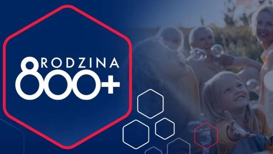 Dlaczego „rozdawnictwo” musi trwać? Manifest w obronie programu 800+