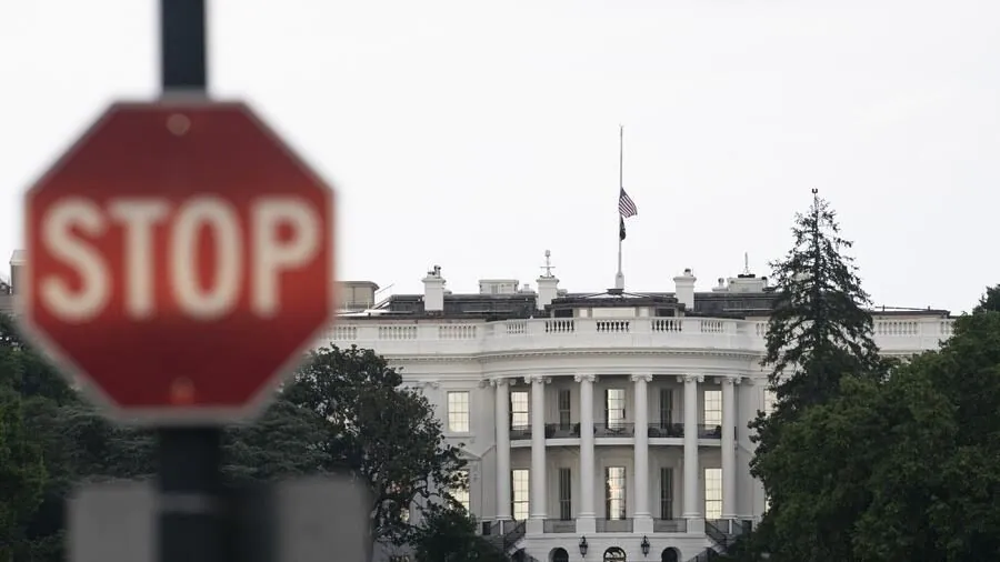 Masowe protesty przeciwko administracji Trumpa w USA i Europie​