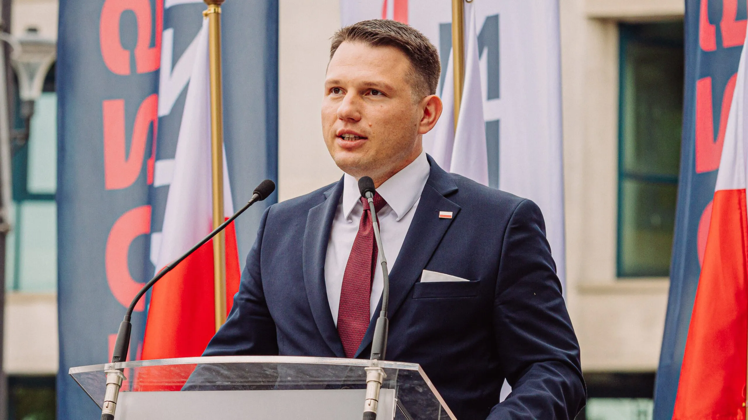 Młodzi porzucają Mentzena