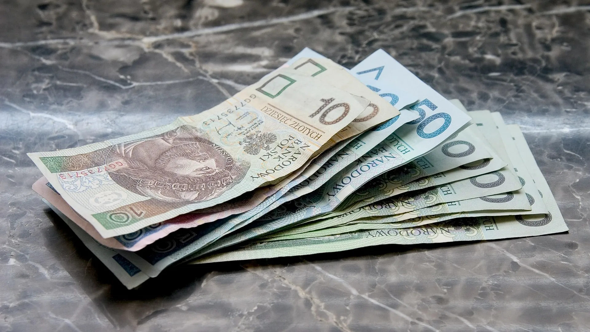 OPZZ domaga się wyższej płacy minimalnej