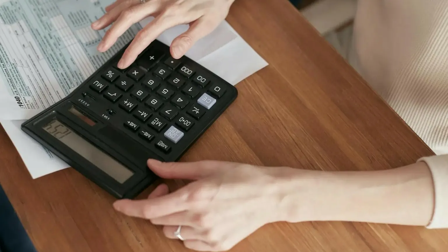 PiS sięga po licznik długu publicznego