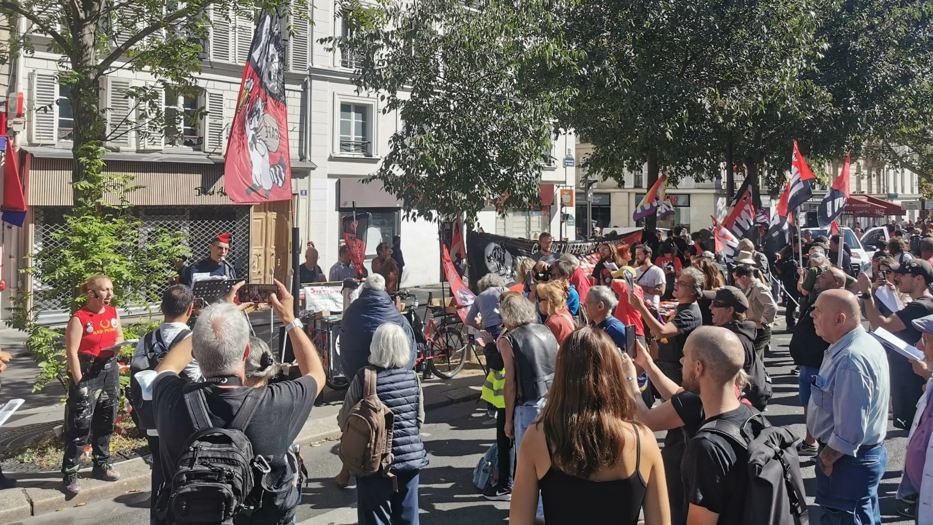 We Francji znowu gorąco