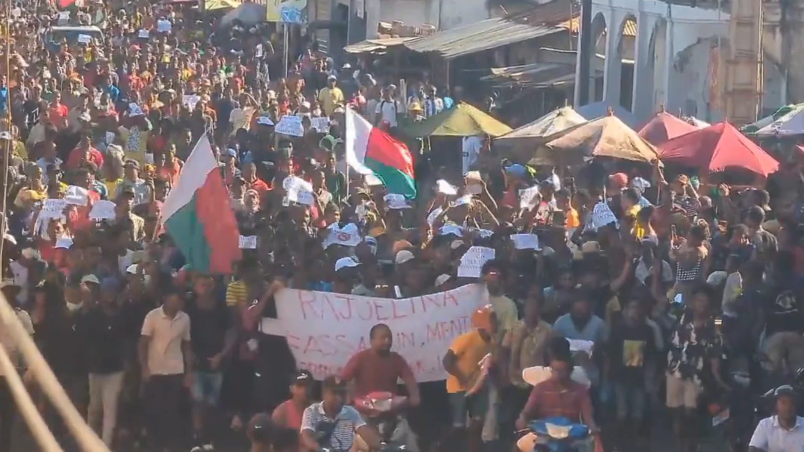 Madagaskar znów w rękach wojska