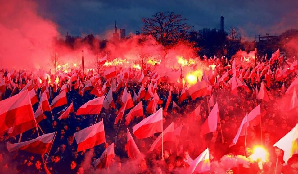 Latarnicy Europy czy ćwierćprzewodnicy narodu?
