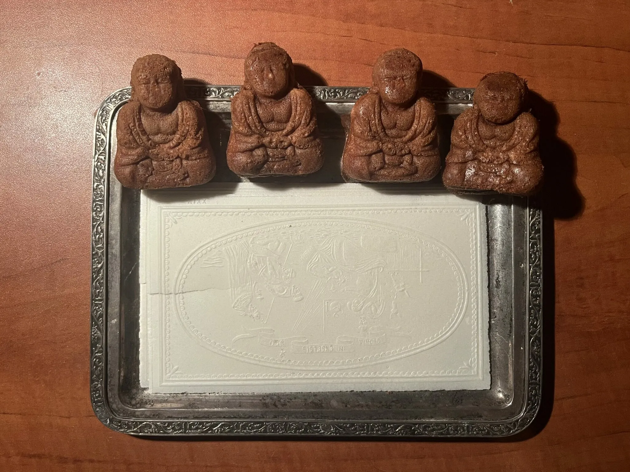 Budda i Jezus na jednym talerzu