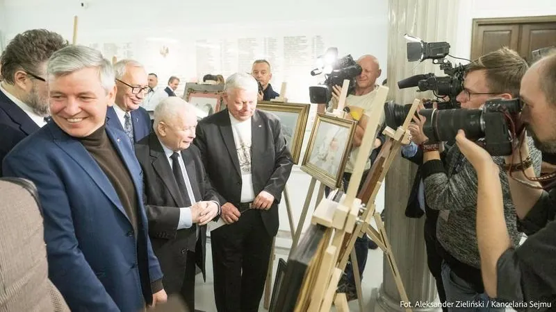 O pewnej wystawie w Sejmie