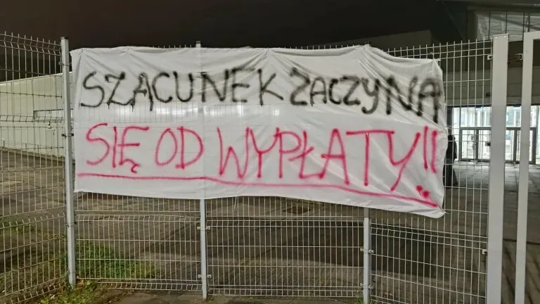 Dwie wygrane pracowników w końcówce roku