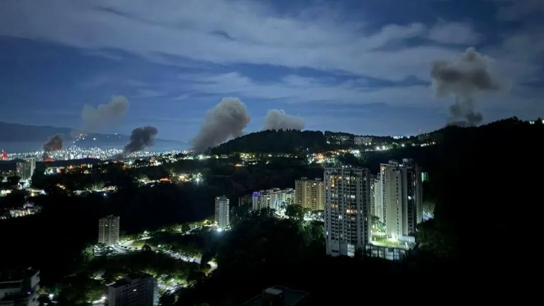 Cesarz Ameryk bombarduje Wenezuelę