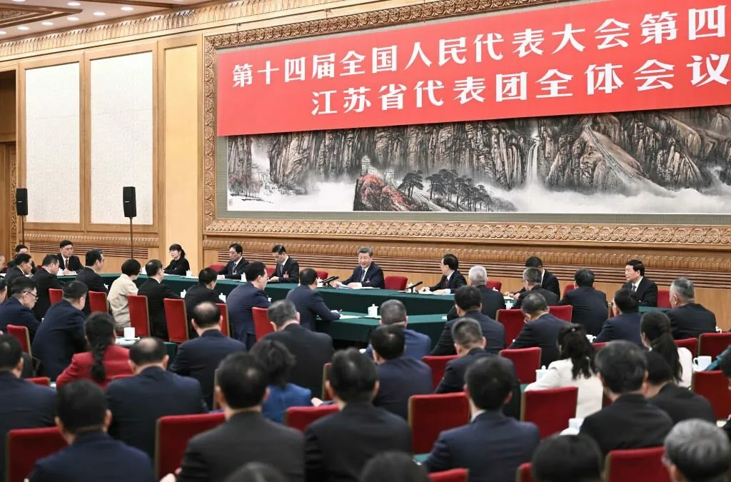 Xi Jinping zachęca główne prowincje gospodarcze do zdobywania doświadczenia w rozwiązywaniu nowych problemów