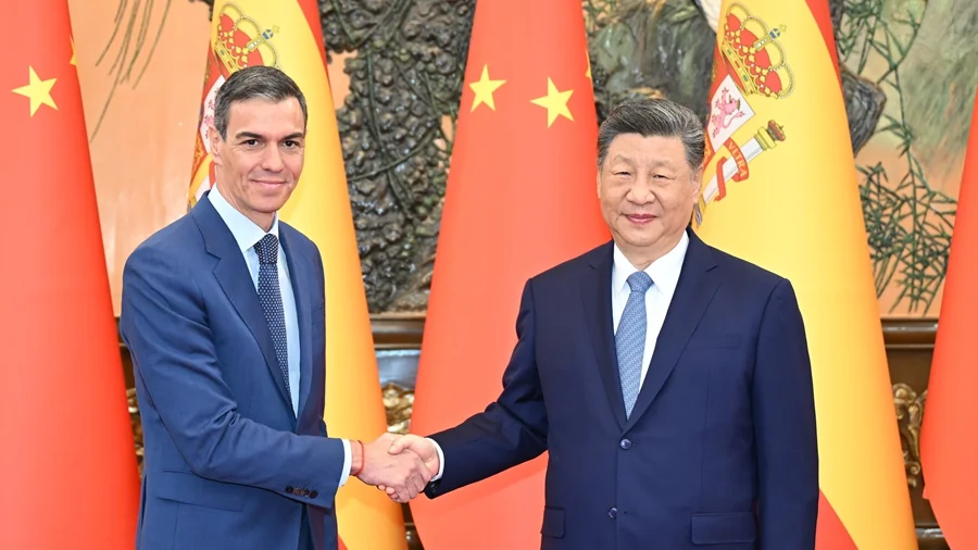 Hiszpania stawia na Chiny. Sánchez chce większej roli Pekinu wobec wojny z Iranem